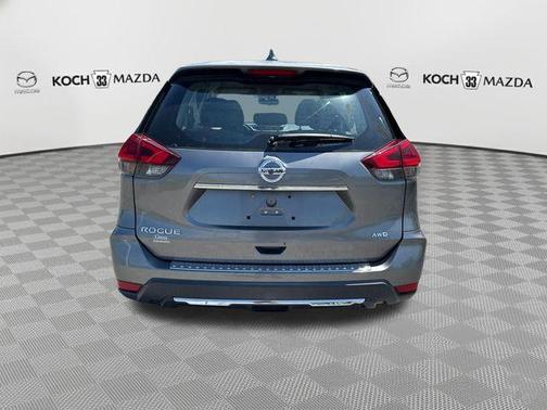 Gun Metallic 2018 Nissan Rogue S