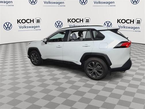 2023 Toyota RAV4 Hybrid XLE Premium