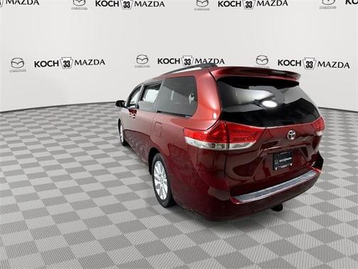 2013 Toyota Sienna XLE