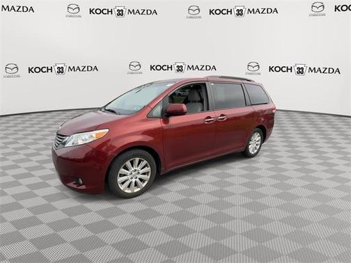 2013 Toyota Sienna XLE
