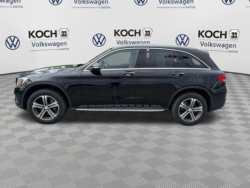 Black 2017 Mercedes-Benz GLC 300 Base 4MATIC