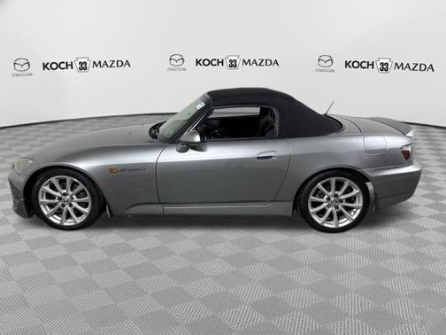 2005 Honda S2000 Base (M6)