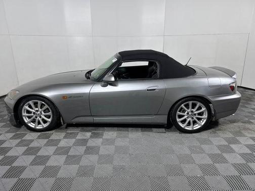 2005 Honda S2000 Base (M6)