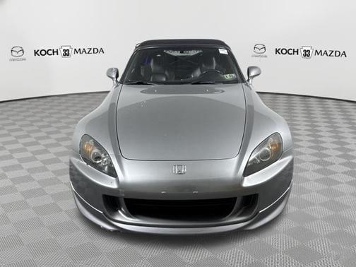 2005 Honda S2000 Base (M6)