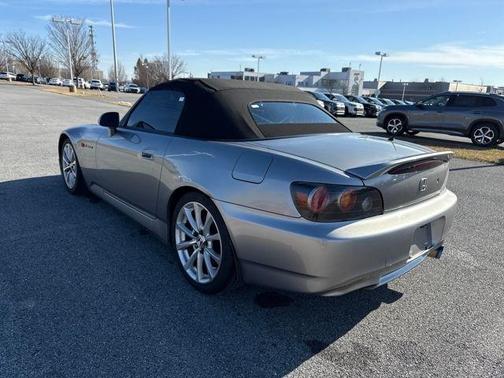 2005 Honda S2000 Base (M6)