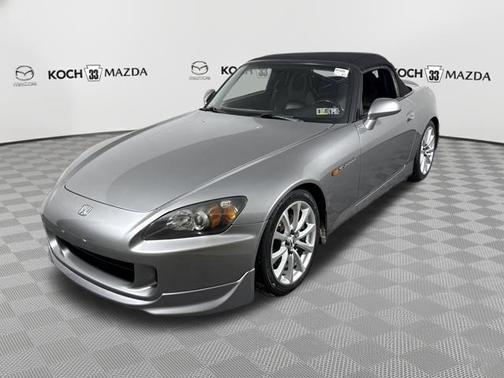 2005 Honda S2000 Base (M6)