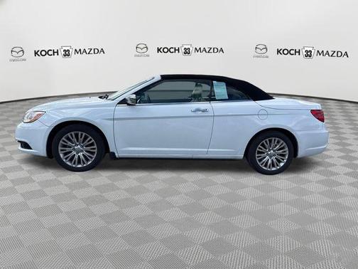 Bright White Clearcoat 2013 Chrysler 200 Limited