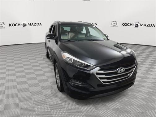 2017 Hyundai TUCSON SE Plus