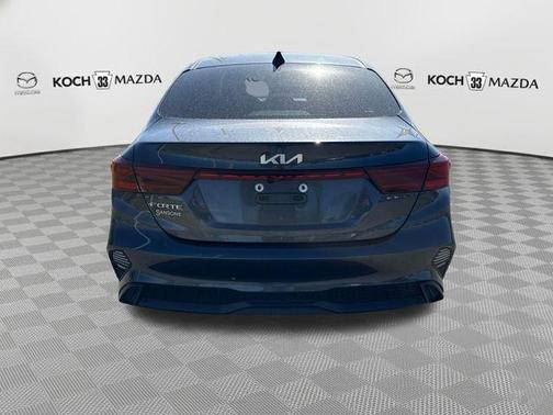 Gravity Gray 2023 Kia Forte LXS