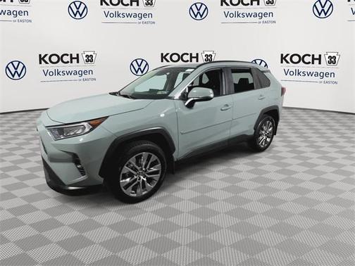 2020 Toyota RAV4 XLE Premium
