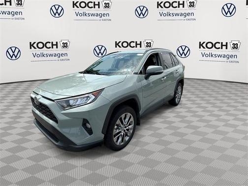 2020 Toyota RAV4 XLE Premium