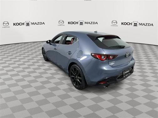 2022 Mazda Mazda3 FWD w/Premium Package