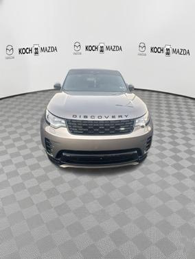 Lantau Bronze 2024 Land Rover Discovery P360 Dynamic SE