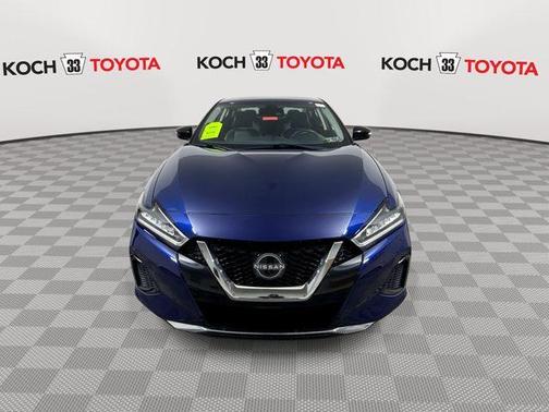 2023 Nissan Maxima SV