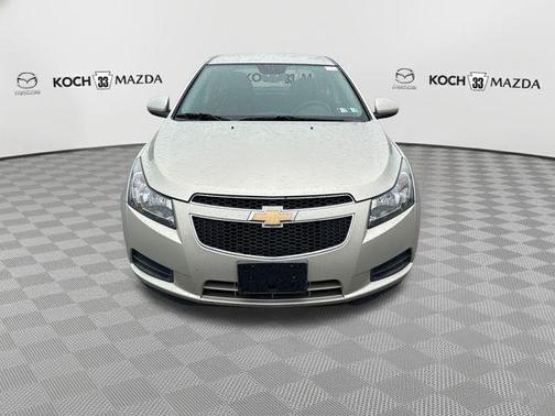 Champagne Silver 2014 Chevrolet Cruze 1LT