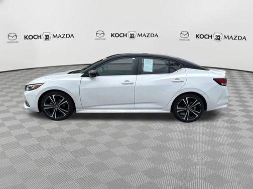 White 2021 Nissan Sentra SR
