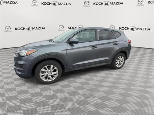 2021 Hyundai TUCSON SE