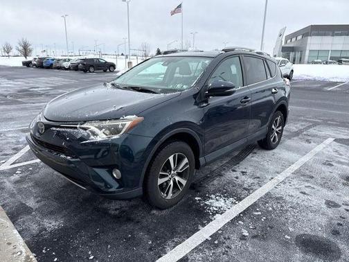 2017 Toyota RAV4 XLE