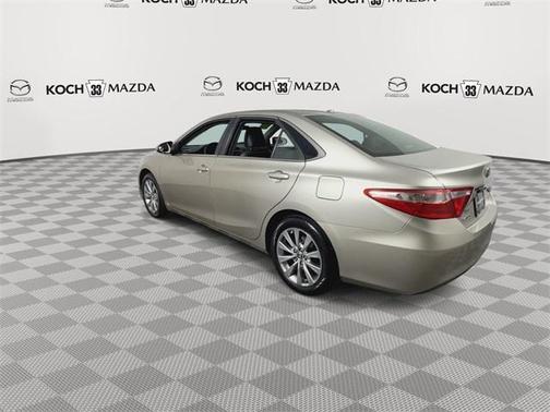 2016 Toyota Camry XLE
