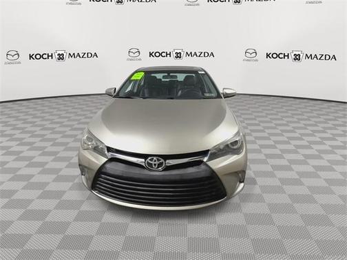 2016 Toyota Camry XLE