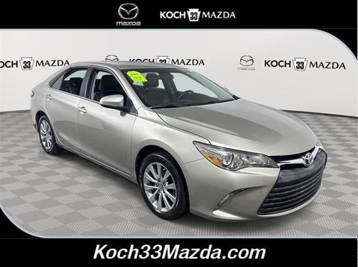 2016 Toyota Camry XLE