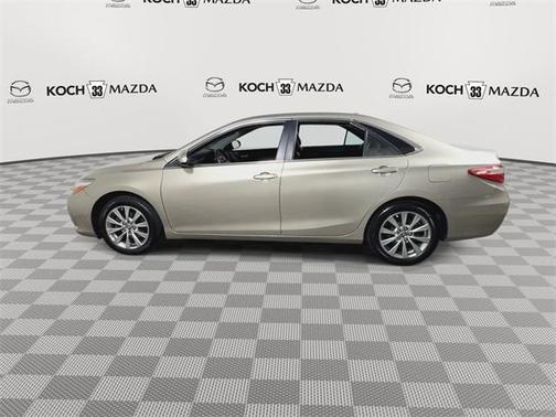 2016 Toyota Camry XLE