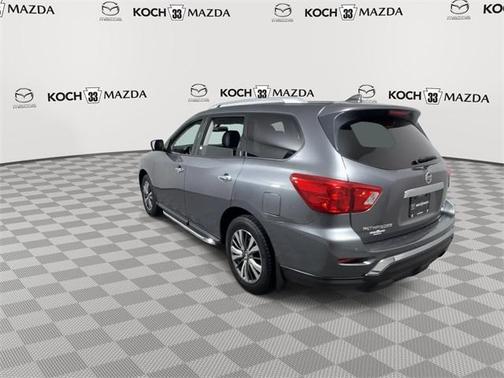 2019 Nissan Pathfinder SL