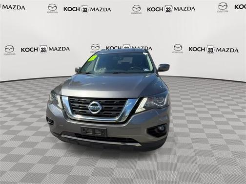 2019 Nissan Pathfinder SL