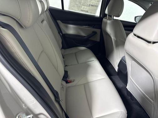 Platinum Quartz Metallic 2026 Mazda Mazda3 FWD w/Preferred Package