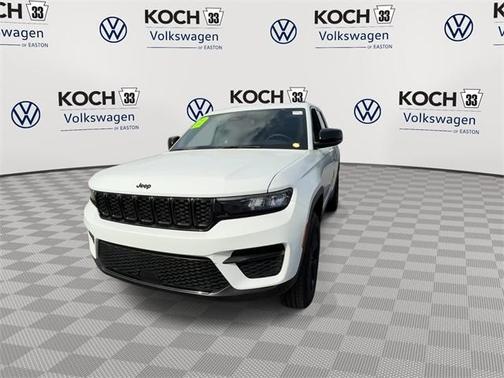 2024 Jeep Grand Cherokee Laredo