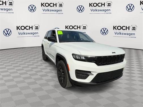 2024 Jeep Grand Cherokee Laredo