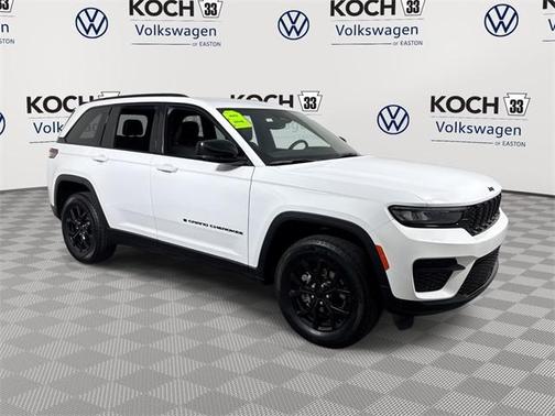 2024 Jeep Grand Cherokee Laredo