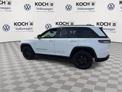 2024 Jeep Grand Cherokee Laredo