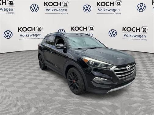 2017 Hyundai TUCSON Night