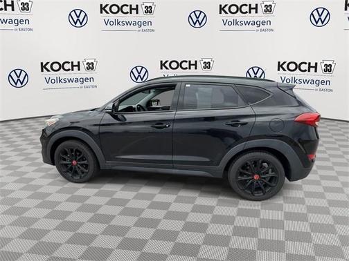 2017 Hyundai TUCSON Night
