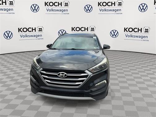 2017 Hyundai TUCSON Night