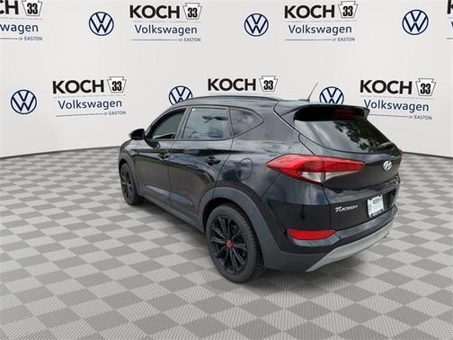 2017 Hyundai TUCSON Night