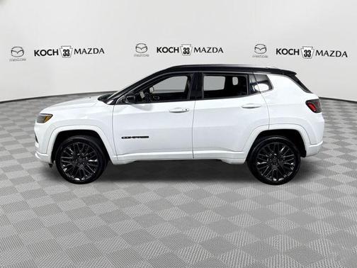 2022 Jeep Compass Altitude