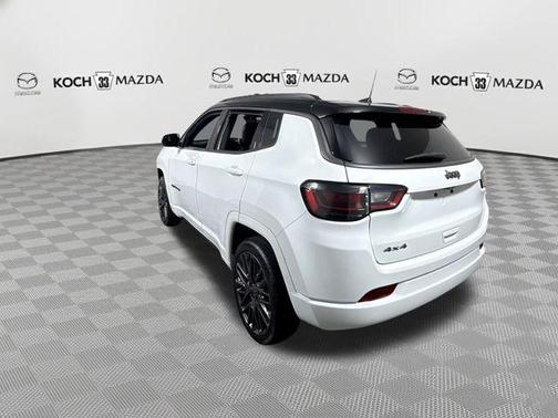 2022 Jeep Compass Altitude