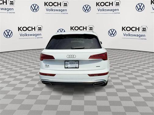 2023 Audi Q5 45 S line quattro Premium