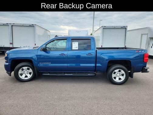 DEEP OCEAN BLUE METALLIC 2018 Chevrolet Silverado 1500 LT