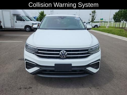 White 2022 Volkswagen Tiguan 2.0T SE