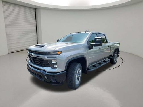 Sterling Gray Metallic 2026 Chevrolet Silverado 2500 Custom