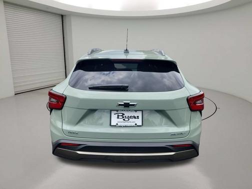 Cacti Green 2026 Chevrolet Trax ACTIV