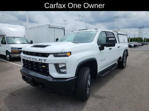 Summit White 2023 Chevrolet Silverado 2500 Custom