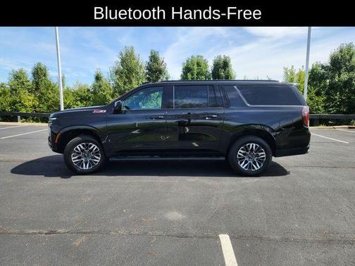 Black 2026 Chevrolet Suburban Z71