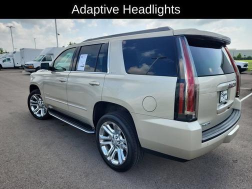 SPARKLING SILVER METALLIC 2017 GMC Yukon SLT