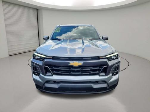 Sterling Gray Metallic 2026 Chevrolet Colorado LT