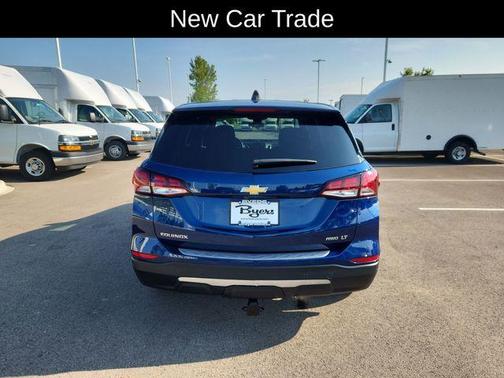 Blue Glow Metallic 2022 Chevrolet Equinox 1LT