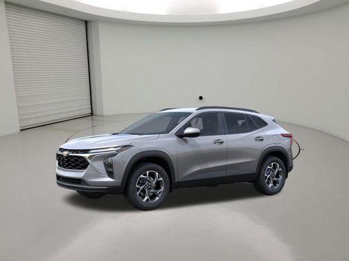 Sterling Gray Metallic 2026 Chevrolet Trax LT